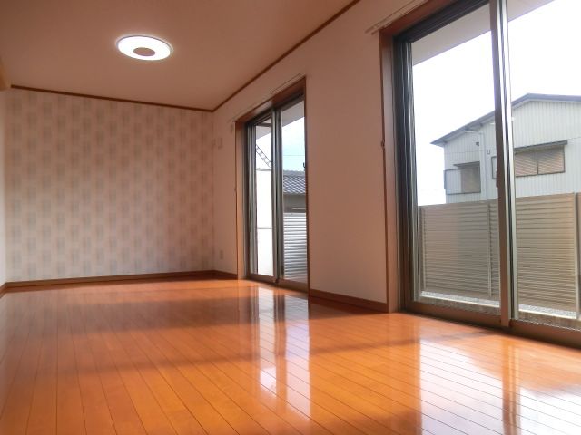 Living and room