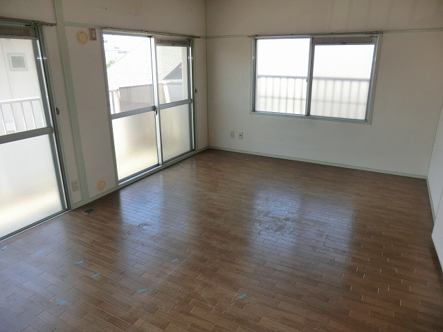 Living and room