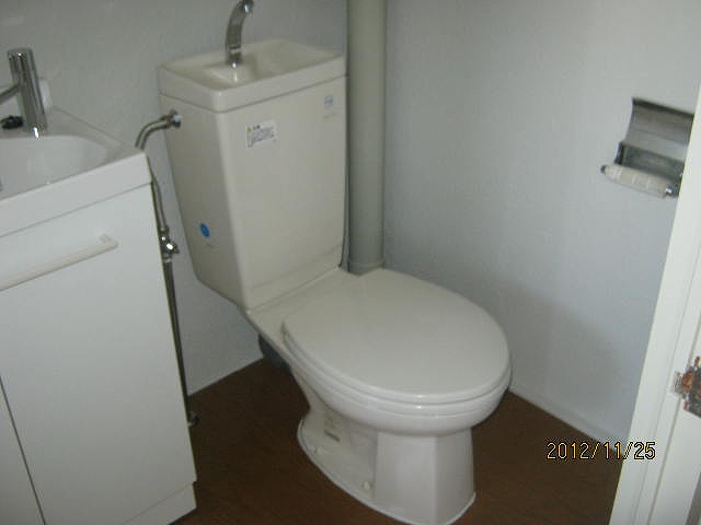 Toilet