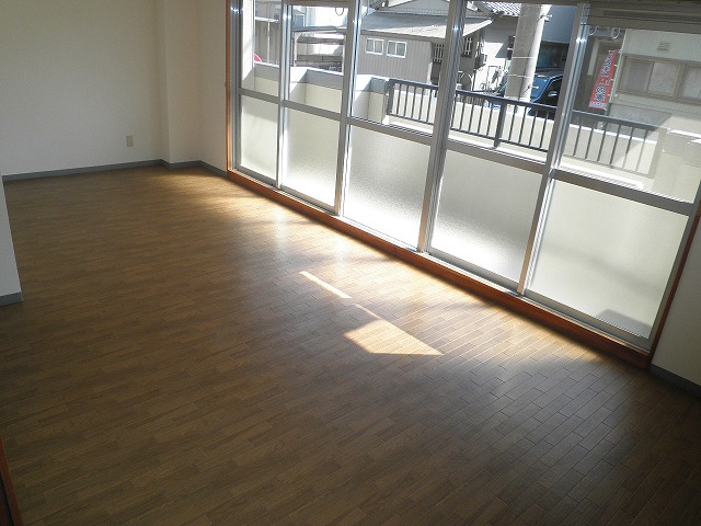 Living and room