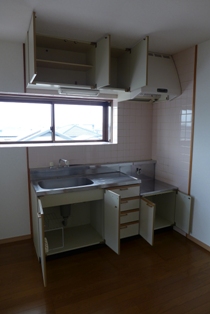 Kitchen. We kitchen storage enhancement! !