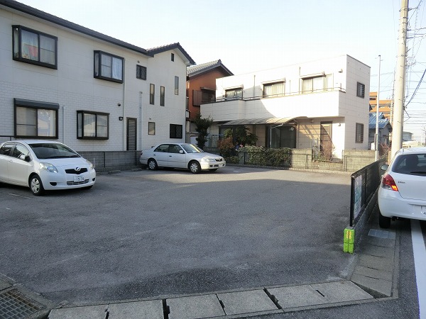 Parking lot