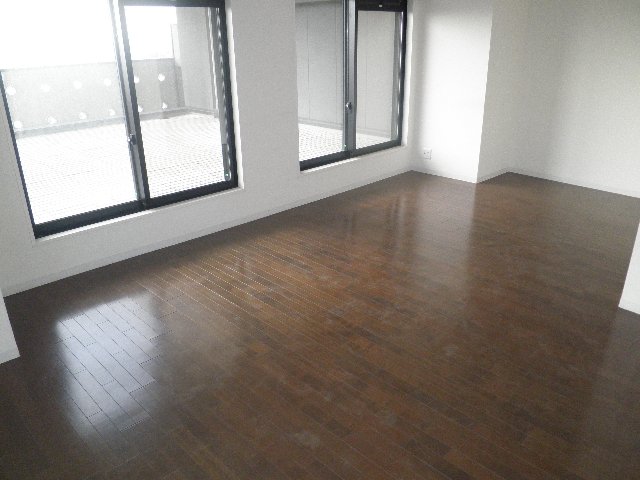 Living and room
