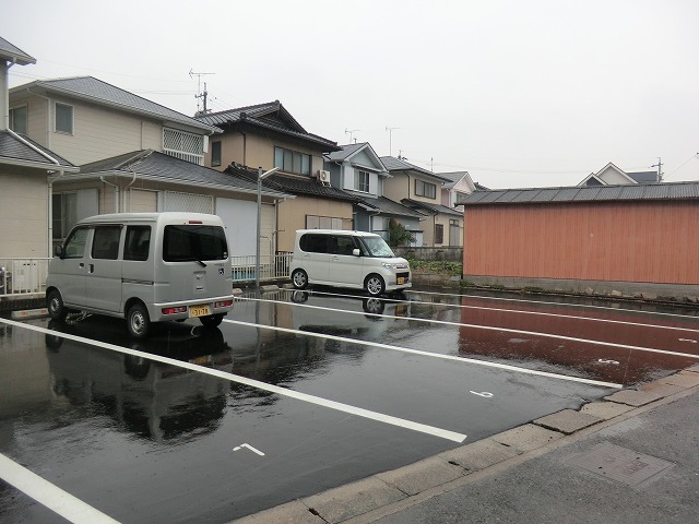 Parking lot