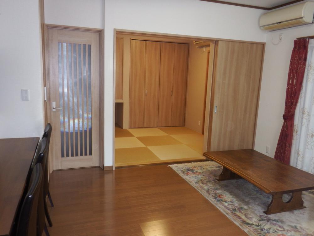 Living. Indoor (07 May 2013) Shooting