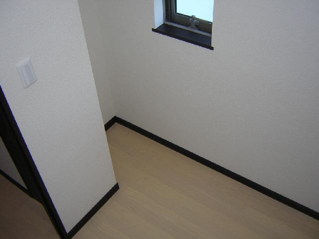 Other room space. Isomorphic type