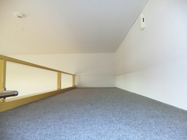 Other room space