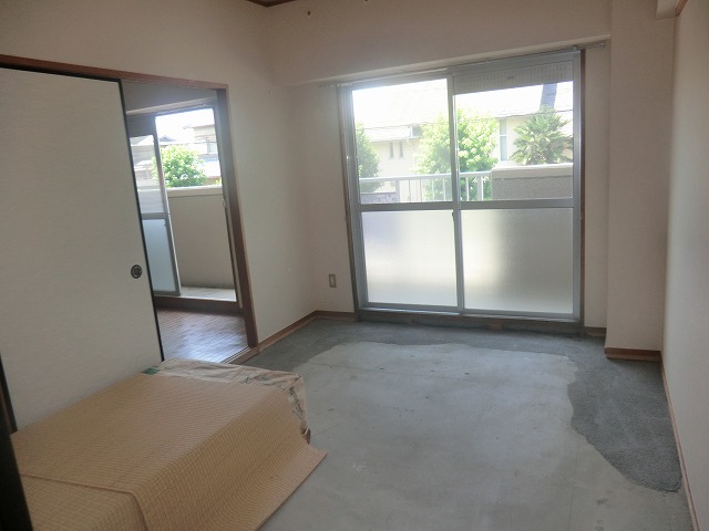 Living and room