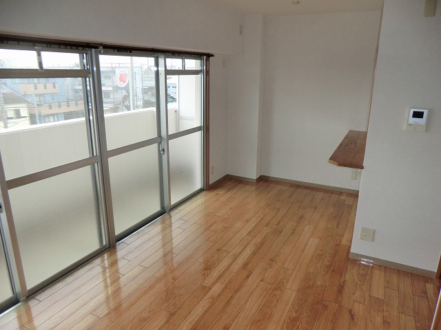 Living and room