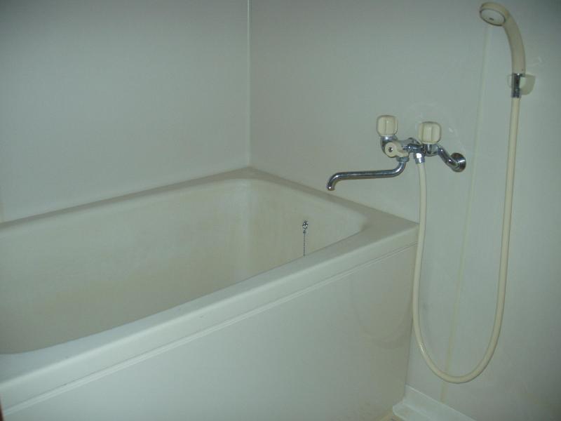 Bath. Isomorphic type