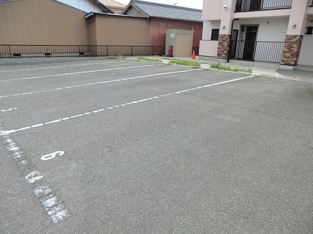 Parking lot