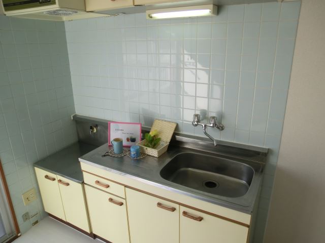 Kitchen. Easy kitchen cooking