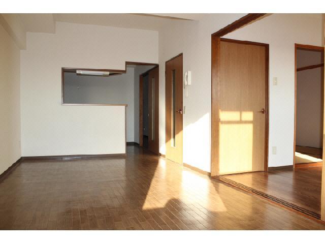 Living and room