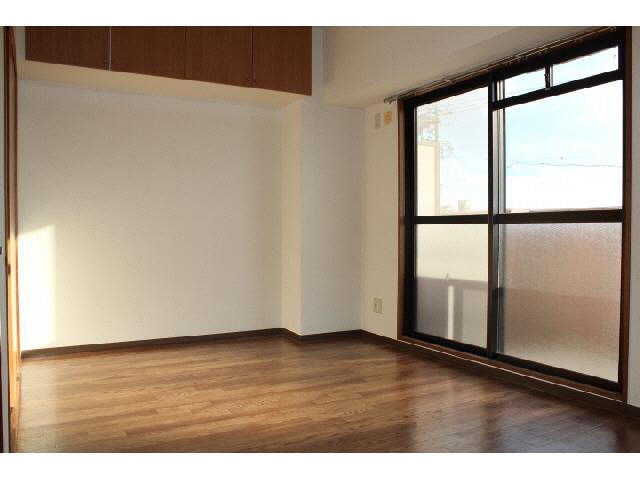 Other room space