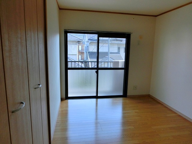 Other room space. Western style room 6 Pledge
