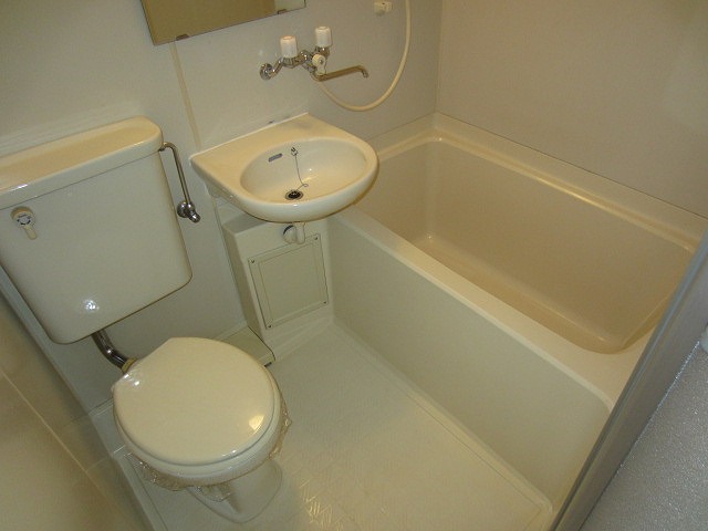 Bath. unit bus