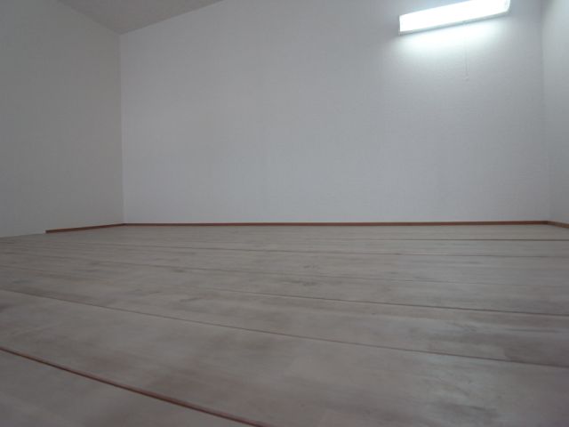 Other room space. It is with a loft