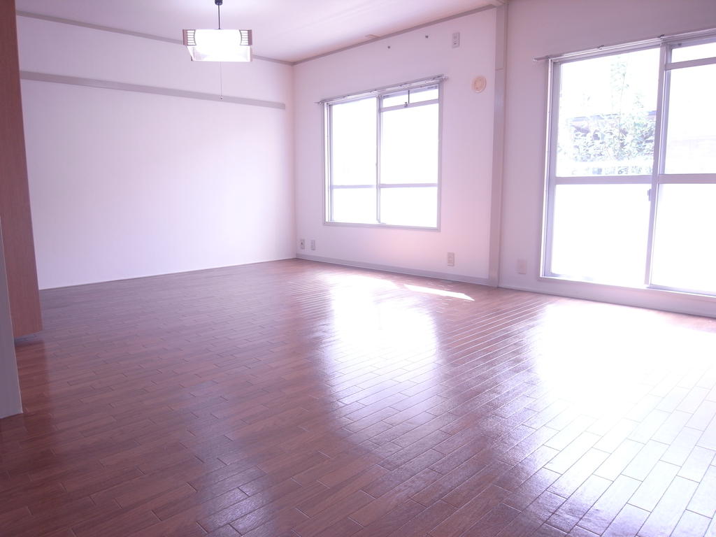 Living and room