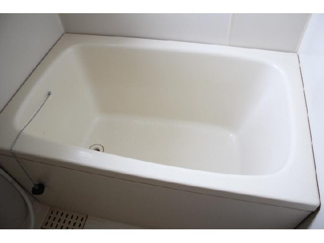 Bath. Isomorphic type