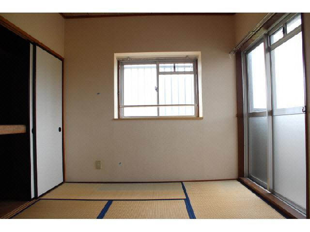 Other room space. Isomorphic type