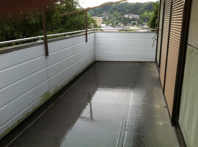 Balcony. Local (July 2013) Shooting