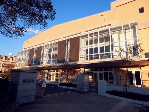 Junior high school. Otogawa 1110m until junior high school