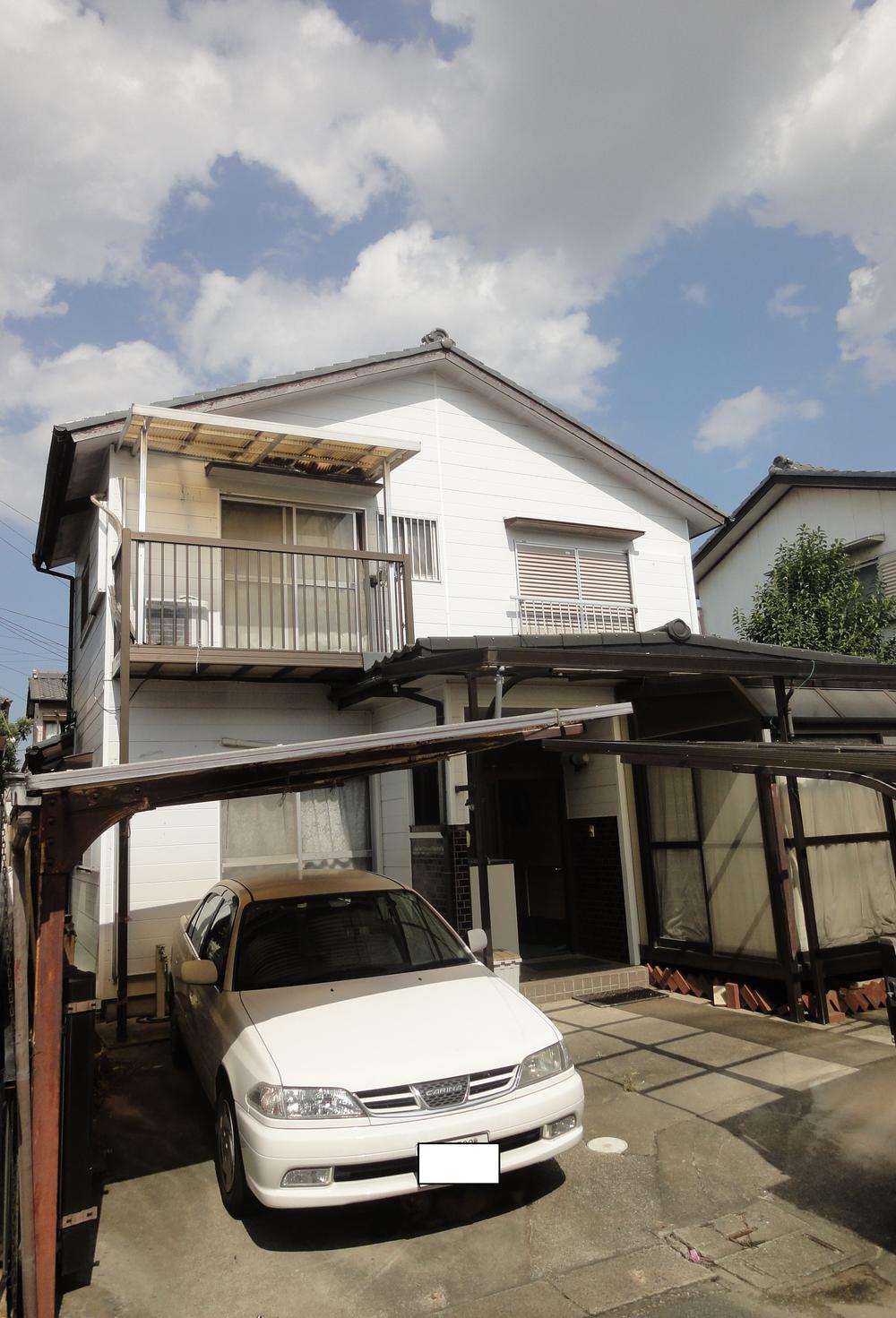 Local appearance photo