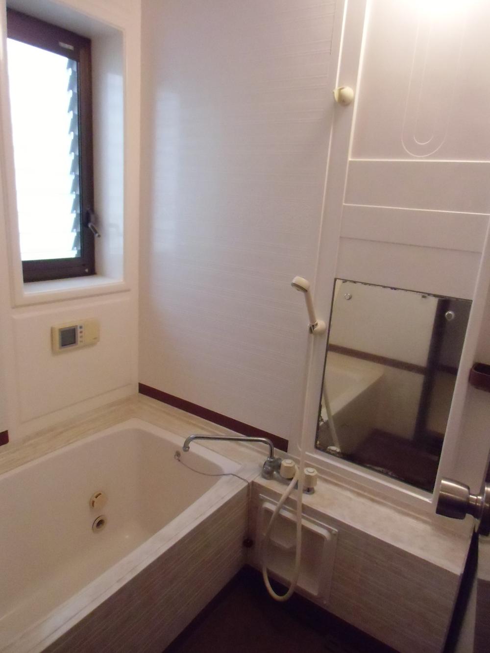 Bathroom. Indoor (February 2013) Shooting