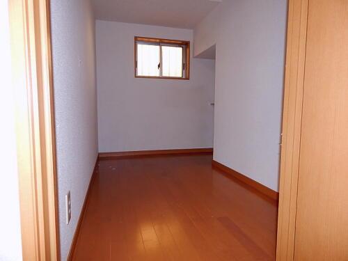 Non-living room. Western-style 2