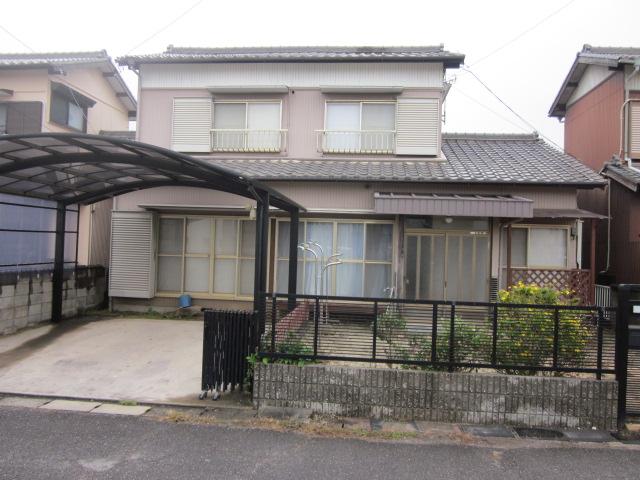 Local appearance photo. Local (12 May 2013) Shooting