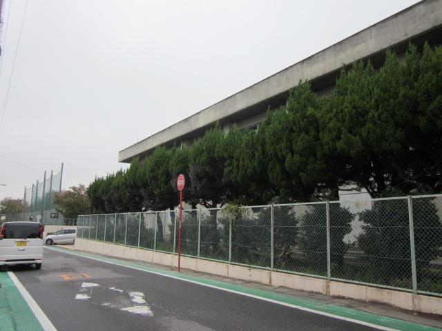 Junior high school. Hekinan Tatsuhigashi until junior high school 313m