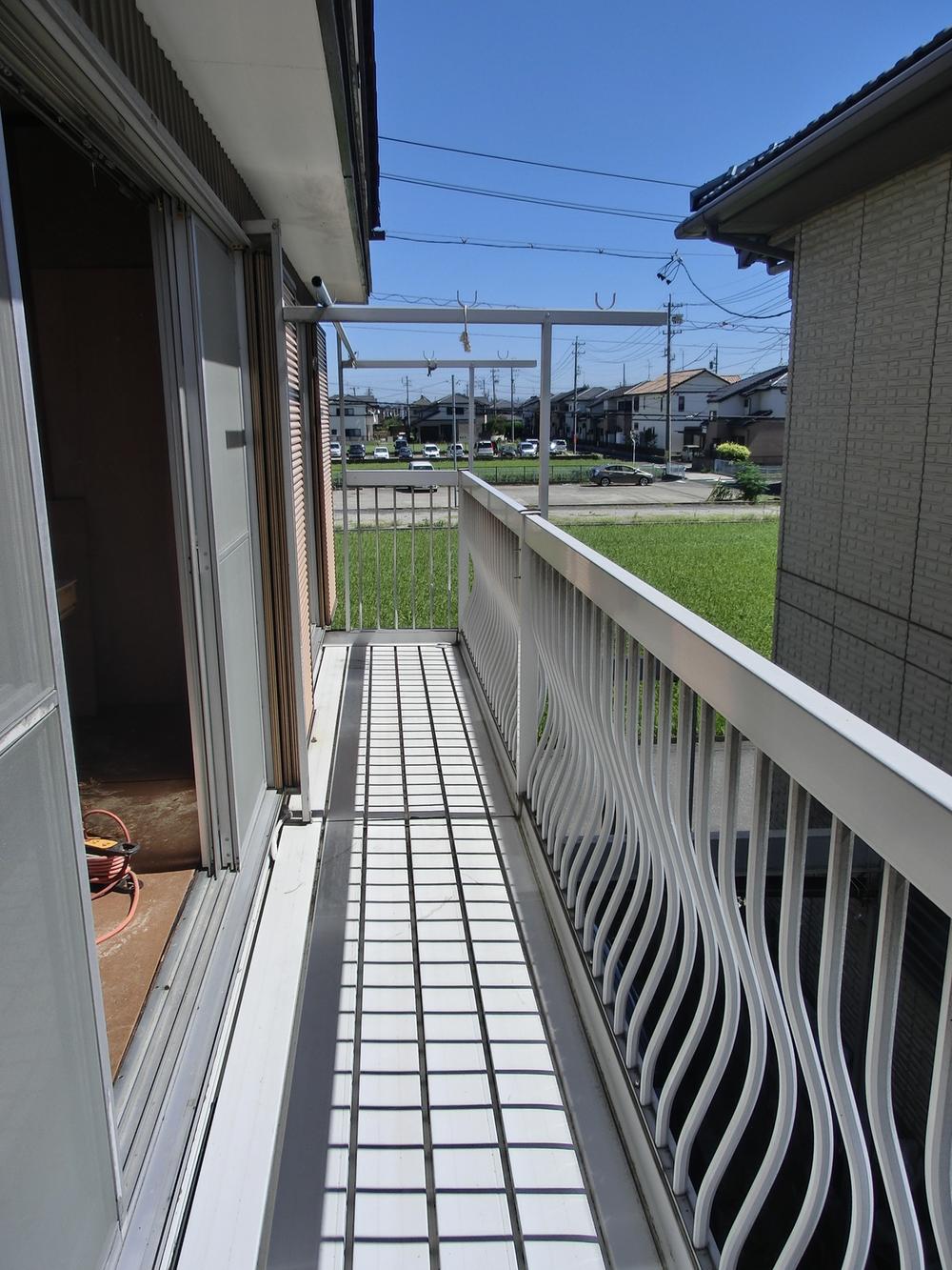Balcony. Local (September 2013) Shooting