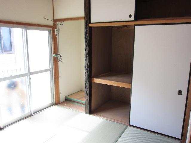 Non-living room. Local (October 11, 2013) Shooting