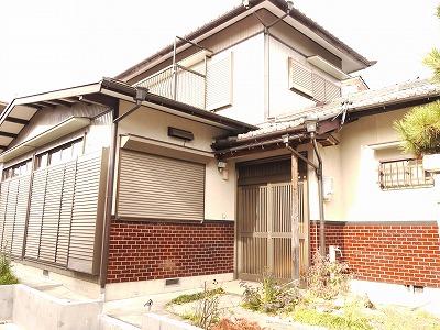 Local appearance photo. Local (12 May 2013) Shooting