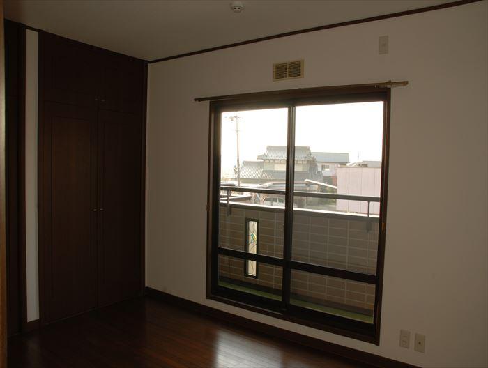 Non-living room. 2F6 Pledge of Western-style