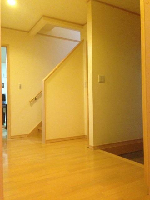 Living. Local (11 May 2013) Shooting