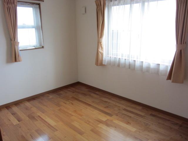 Non-living room. Local (September 23, 2013) Shooting