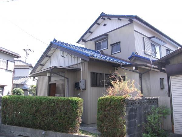 Local appearance photo. Land floor space is 83 square meters and wide.