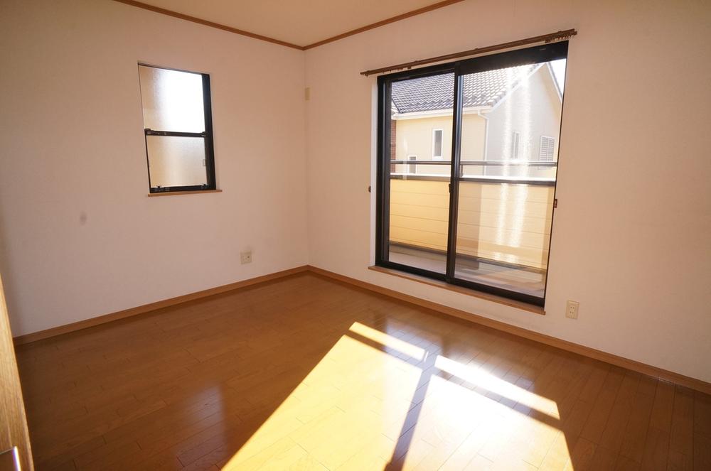 Non-living room. Western-style about 6 Pledge