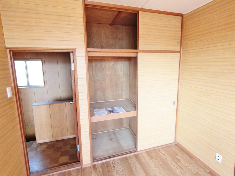 Receipt. Room (August 2013) Shooting