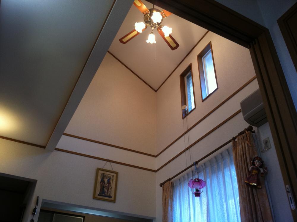 Living. Indoor (25 December) shooting