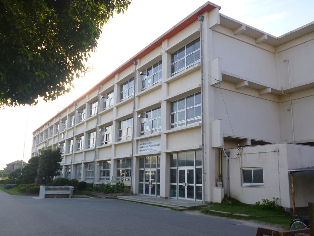 Primary school. Kasugai 1409m until the municipal Ono Elementary School