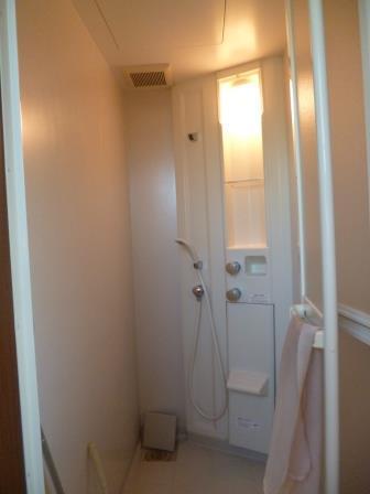 Bathroom. The third floor shower room (10 May 2013) Shooting