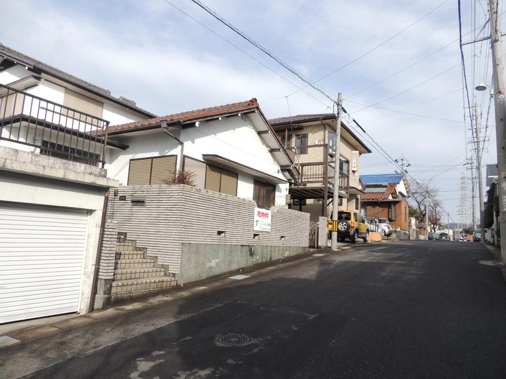 Local appearance photo. Local Photos