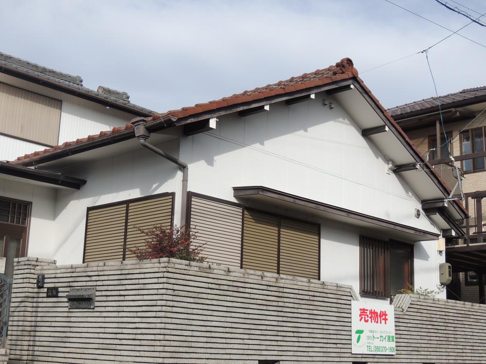 Local appearance photo. Local Photos