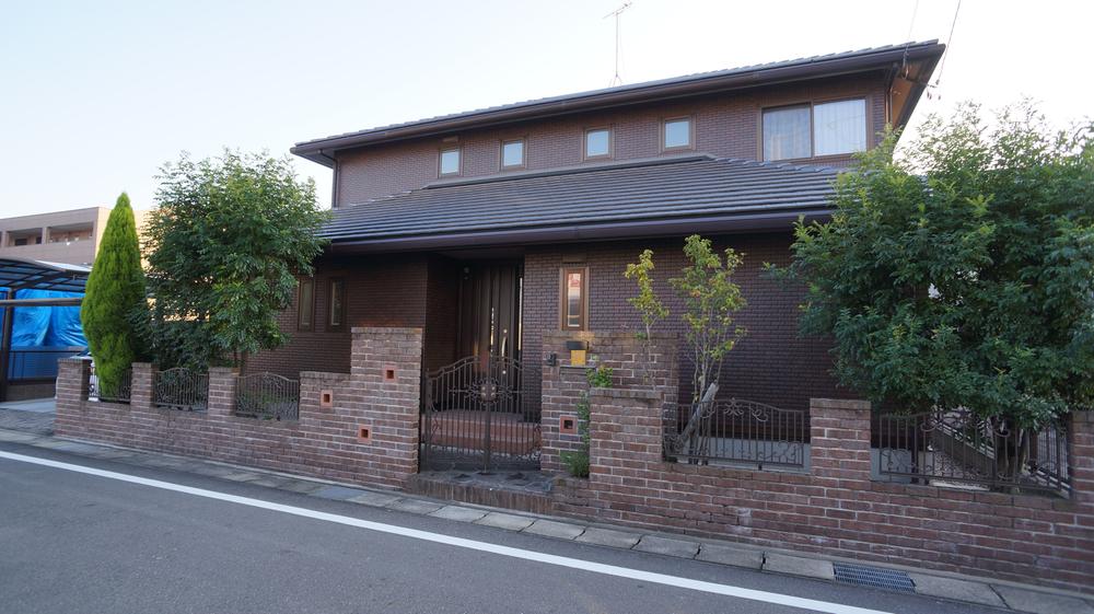 Local appearance photo. Site area: 339.03 sq m , Frontage: 18.7m! Location good access to the Nagoya city! Form or contact road situation is also often high asset value land!