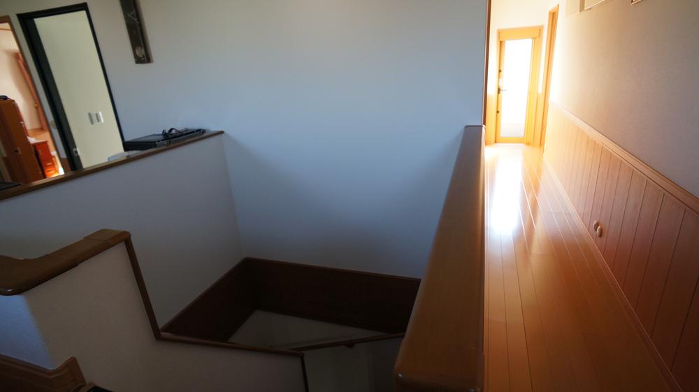 Other introspection. 2nd floor hall