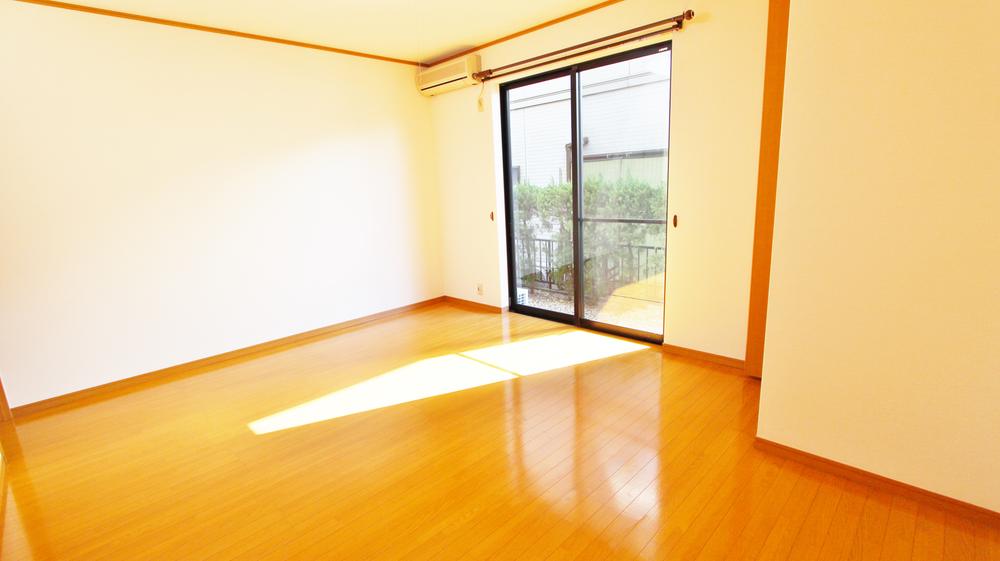 Non-living room. Indoor (11 May 2013) Shooting 1F9 Pledge of Western-style