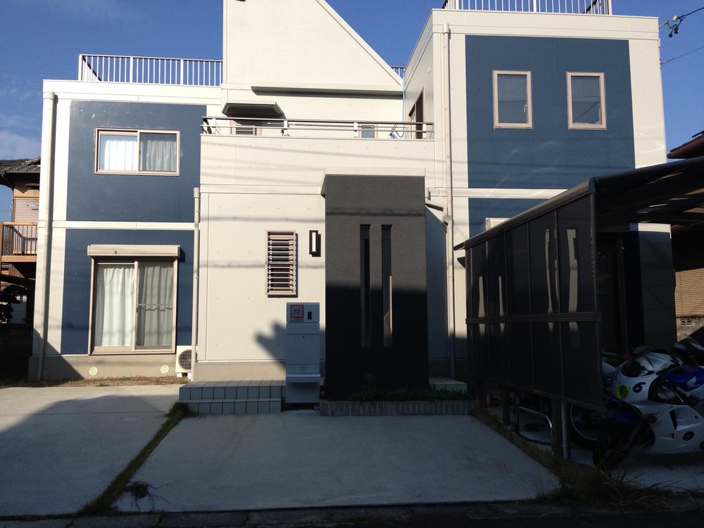 Local appearance photo. Local (11 May 2013) Shooting