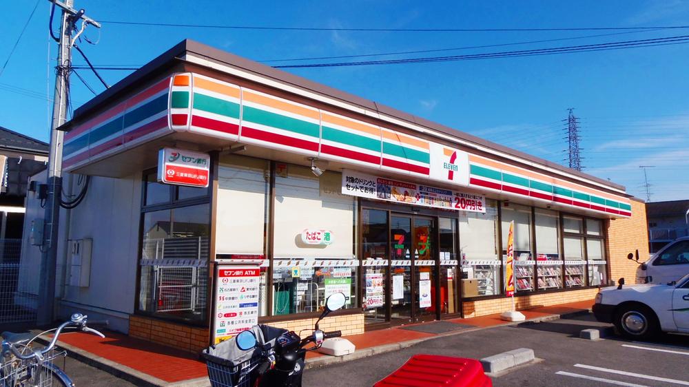Convenience store. seven Eleven Gangnam Maehibo Machiten  /  About 260m
